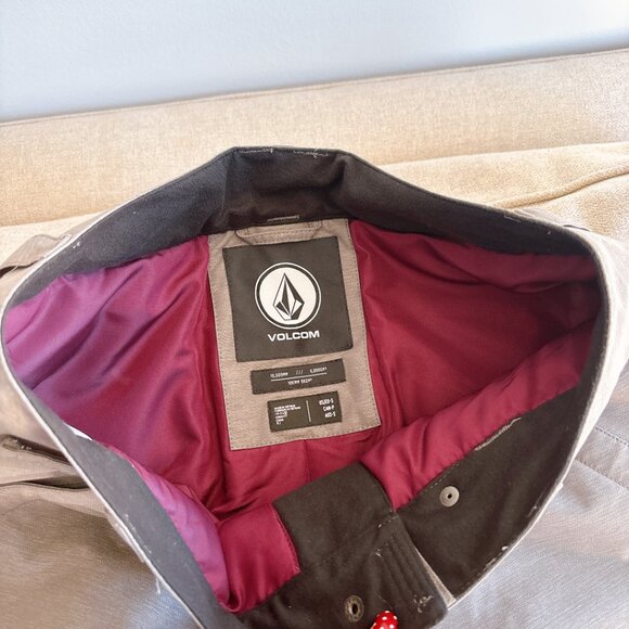 BRAND NEW VOLCOM SNOW PANTS, SIZE 26 - Picture 9 of 12